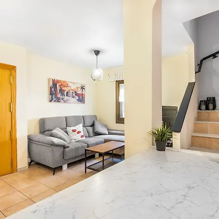 Espanhouse Denny Three Bed Lejlighed